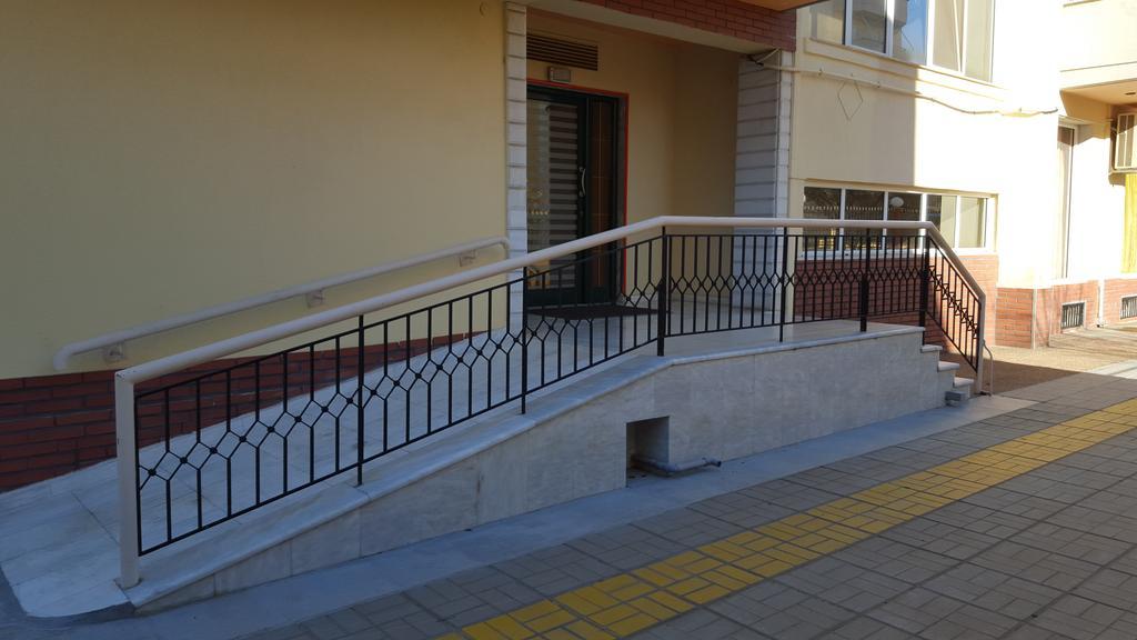 Stella Family Apartments Sindos Екстер'єр фото