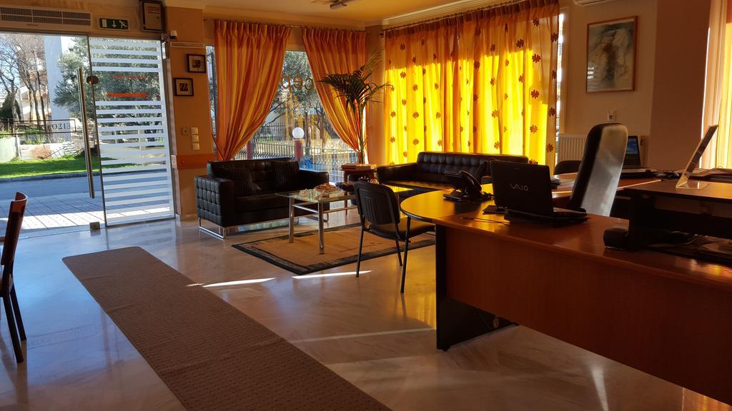 Stella Family Apartments Sindos Екстер'єр фото